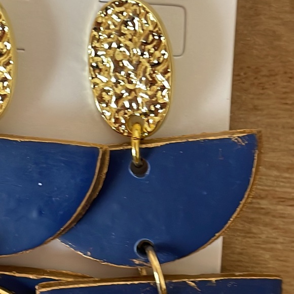 ๐๐ NEW Elise Blue Gold Dangle Earrings Game Day Gifts - Picture 4 of 5